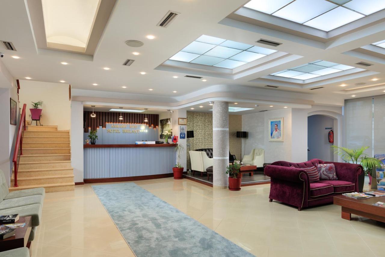 Hotel Brilant Saranda Exterior photo